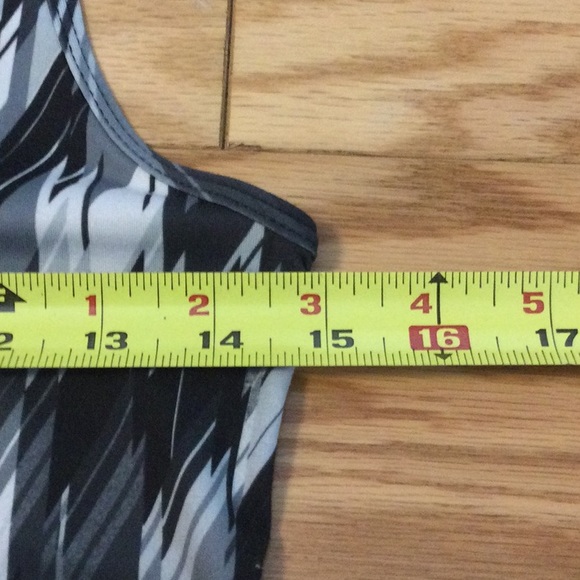 FINAL S Xersion gray print racerback tank - Picture 9 of 15